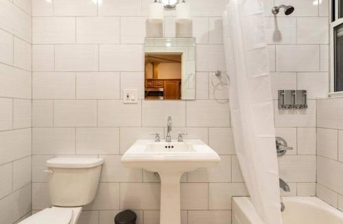 West Bronx House | 9Away in The Bronx