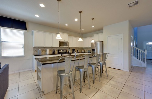 Four Corners House | 9Br/6Ba luxurious Pool House with lake view from 280/nt, Close To Disney