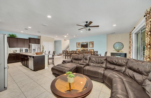 Four Corners House | 9BR Family Mansion with Pool & Hot Tub