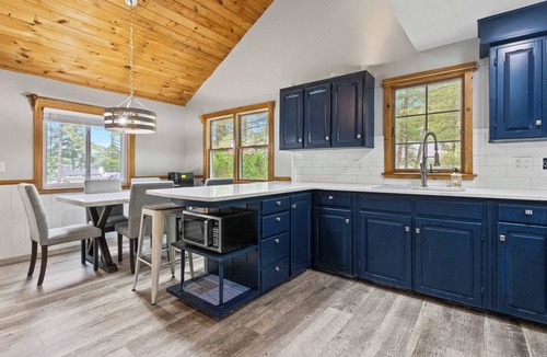 Naples Cabin | 9BR Lakefront Getaway for Large Groups