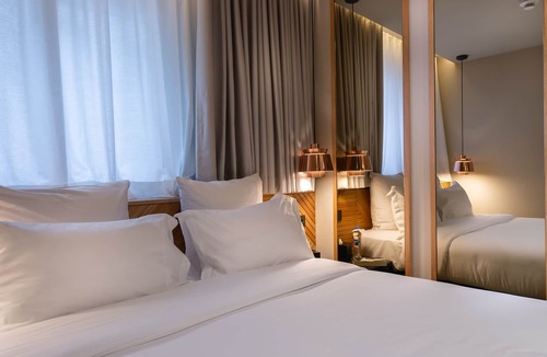 Downtown Geneva Hotel | 9Hotel Paquis