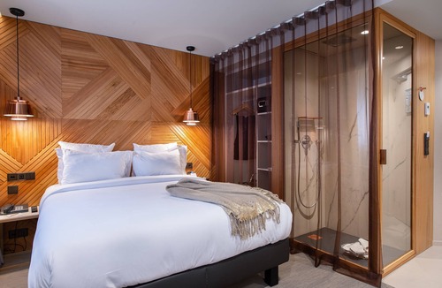 Downtown Geneva Hotel | 9Hotel Paquis