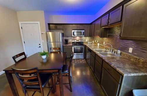 Columbia Apartment | 9th St. Beals Loft Downtown Columbia