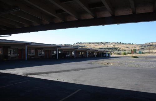 Altamont Hotel | A-1 Budget Motel