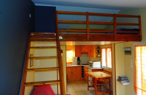 Loire-Authion House | A 10 kms d'ANGERS small independant house 2 persons quiet countryside