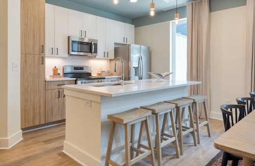 12 South Condo | A+ 12 South Stay | 3BR Suite at The Gilmore