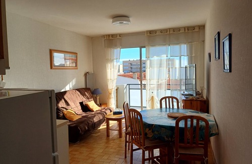 Port-la-Nouvelle Apartment | A 200m de la Plage et Commerces à 500m, Appart. 8 Couchages - Garage - Parking