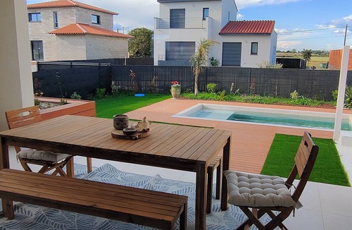 Villelongue-de-la-Salanque Villa | A 6km de la Plage!