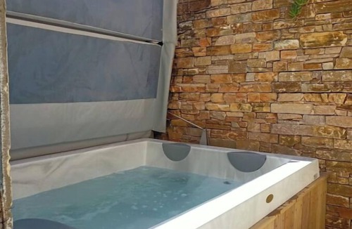 Carcassonne Ski Chalet | A B&B in the city