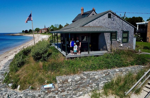 Waterford Cottage | A beach cottage gem.