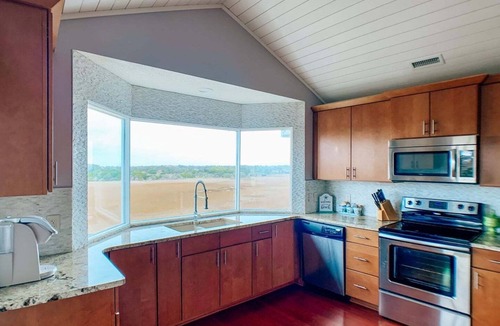 Holden Beach House | A Beach to Remember: Spacious 4BR, 3BA beach house in Holden Beach, perfect for families.