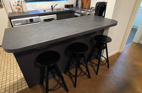 Seaholme Apartment | A Beachside Villa with Vogue Verve