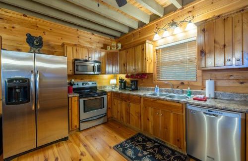 Mentone House | A Bear Lair - Hot Tub - Mountain & Sunset Views