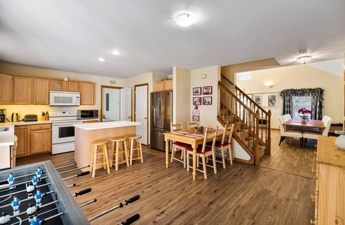 Tunkhannock Township House | A Beautiful and cozy 2 floor home in Pennsylvania.