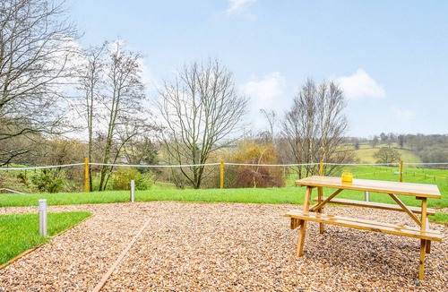 East Haddon Cottage | A beautiful and very comfortable glamping experience.