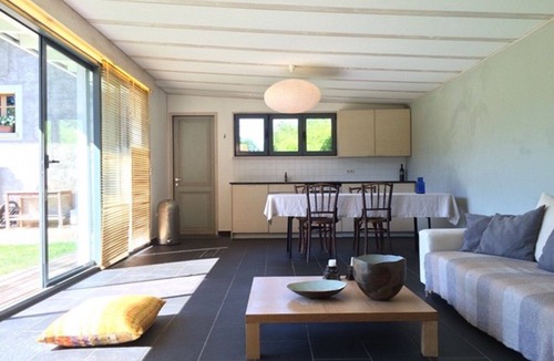 Cartigny Apartment | A BEAUTIFUL INDEPENDENT LOFT (50m2) IN A GARDEN (for 2 people)