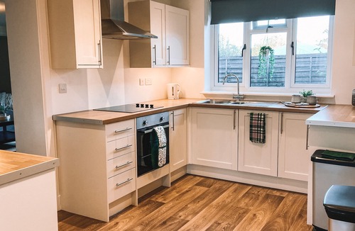 Godalming House | A beautiful three bedroom converted stable cottage