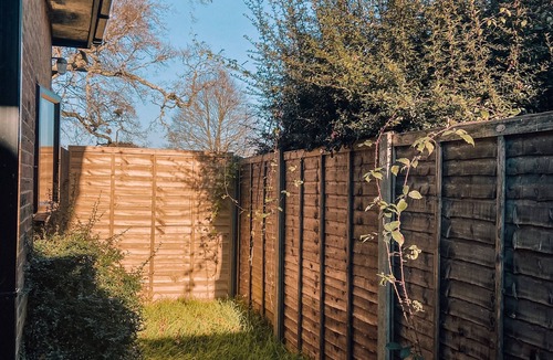 Godalming House | A beautiful three bedroom converted stable cottage