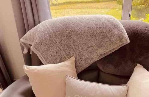 Felinfach Cabin | A beautiful, unique lodge, made for two