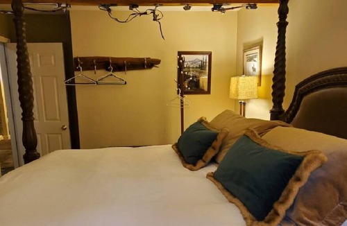 Mammoth Lakes Villa | A beautifully remodeled unit.