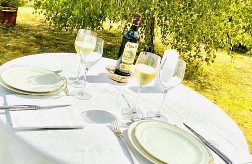 Larroque-sur-l'Osse Bed & Breakfast | A bed and breakfast