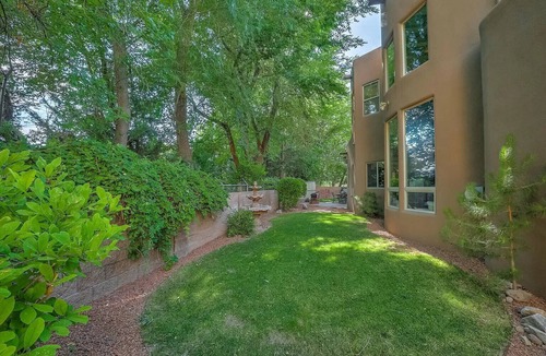 Albuquerque Villa | A Big House