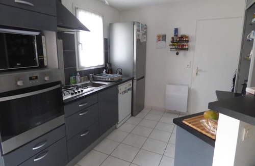 Brem Sur Mer House | A bird's delight