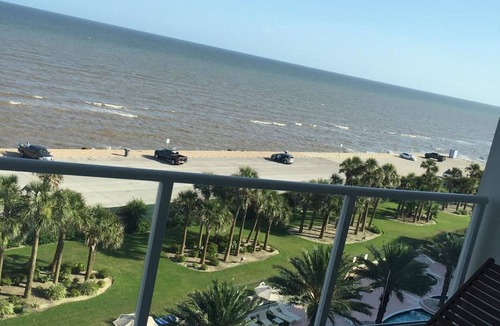 Galveston Condo | A Bird's Eye View Diamond Beach Condo