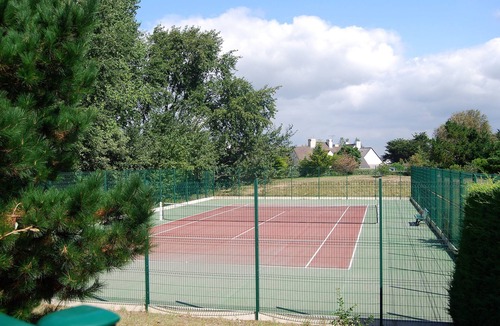 Batz-sur-Mer House | A blue house on the wild coast