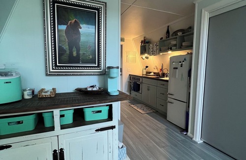 Americus Cabin | A-Bode: Your Lakeside Hideaway