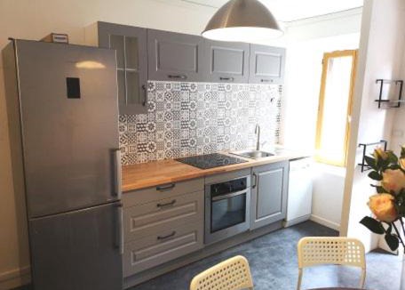 Mareuil-le-Port Apartment | A bon port