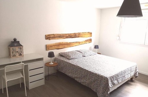 Mareuil-le-Port Apartment | A bon port