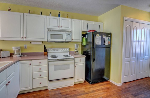 Ocean City Beach House | A Breath of Fresh Aire - the beach literally comes right up to your deck!