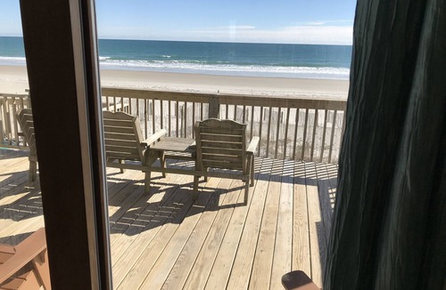 Ocean City Beach House | A Breath of Fresh Aire - the beach literally comes right up to your deck!