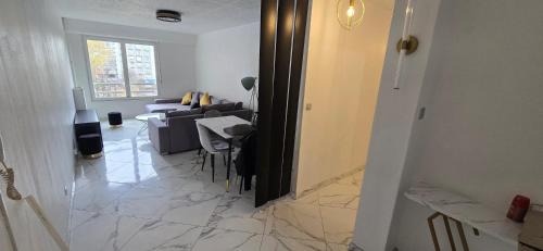 Montbeliard Apartment | A bright and spacious apartment