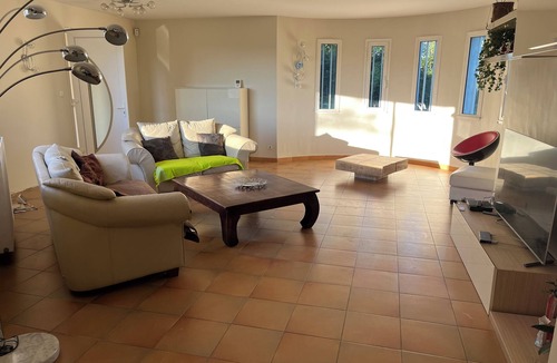 Malbosc House | A bucolic private residence in Montpellier