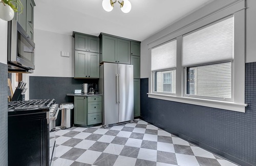 Bryant House | A Buffalo Gem in Elmwood Village. Centered between The Falls and Bills Stadium.