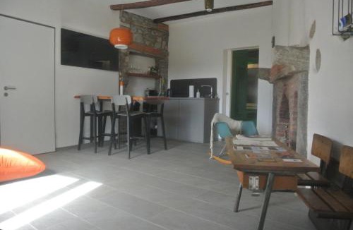 Miglieglia Apartment | A Cà balade in Design