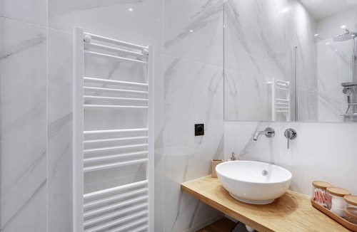 Neuilly-sur-Seine Apartment | A-C Apartment 2BDR-4P Neuilly Sur Seine