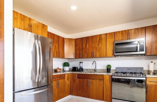 La Joya Apartment | A/C*King Bed*Pool*Ocean View