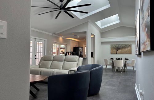 Victoria House | A&C WATERFORD COTTAGE # 1