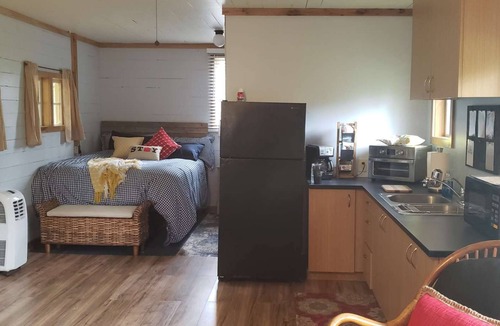 Adna Apartment | A Cabin in the Woods