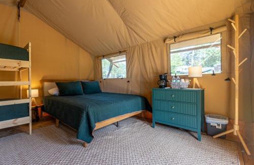 Onalaska Other | A Calm and Cozy Lakeside Glamping Retreat Awaits