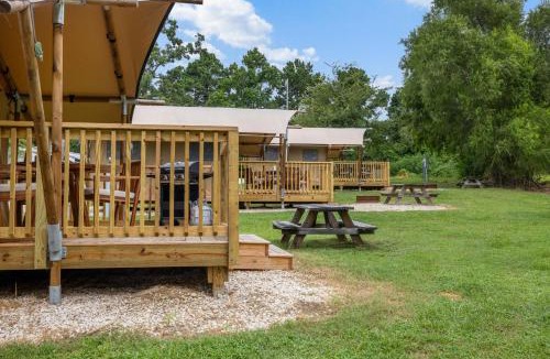 Onalaska Other | A Calm and Cozy Lakeside Glamping Retreat Awaits