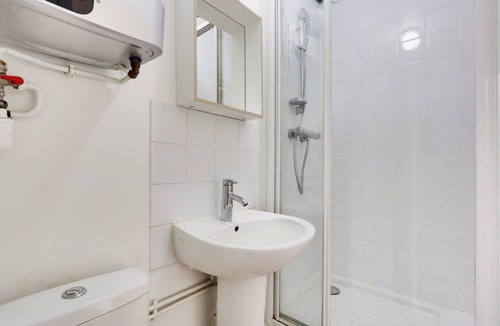 Saint-Vincent-de-Paul Apartment | A Canal St Martin Two Rooms