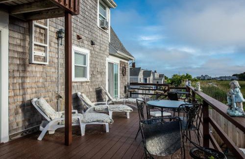 Hyannis Bed & Breakfast | A Cape Cod Ocean Manor Inn