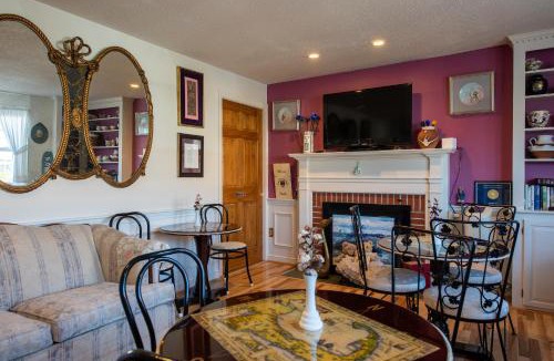 Hyannis Bed & Breakfast | A Cape Cod Ocean Manor Inn