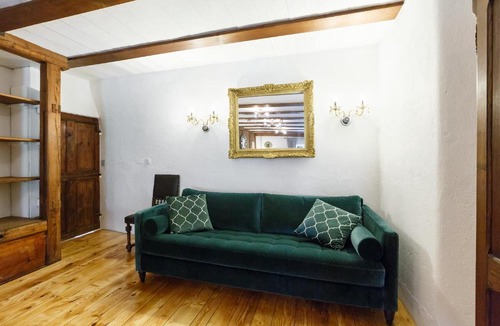 Montreux Apartment | A castle spirit apartment in Château du Châtelard