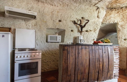 Faverolles House | A cave house with a historic charm