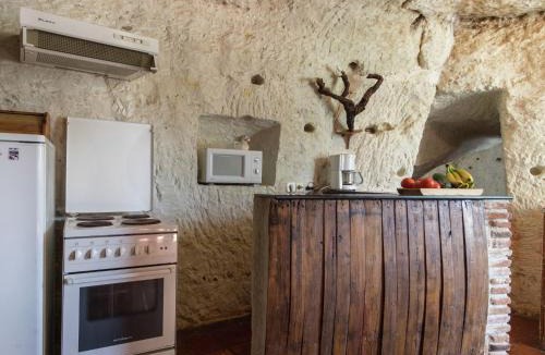 Faverolles House | A cave house with a historic charm